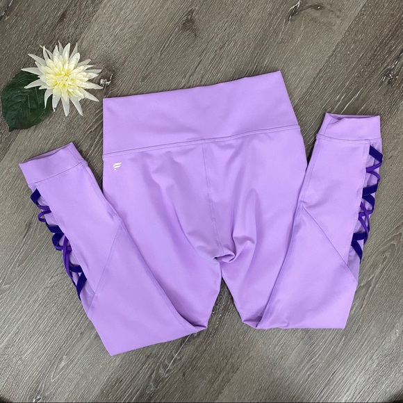 Fabletics Dynamic High-Waisted Lattice 7/8 Legging - Picture 2 of 12